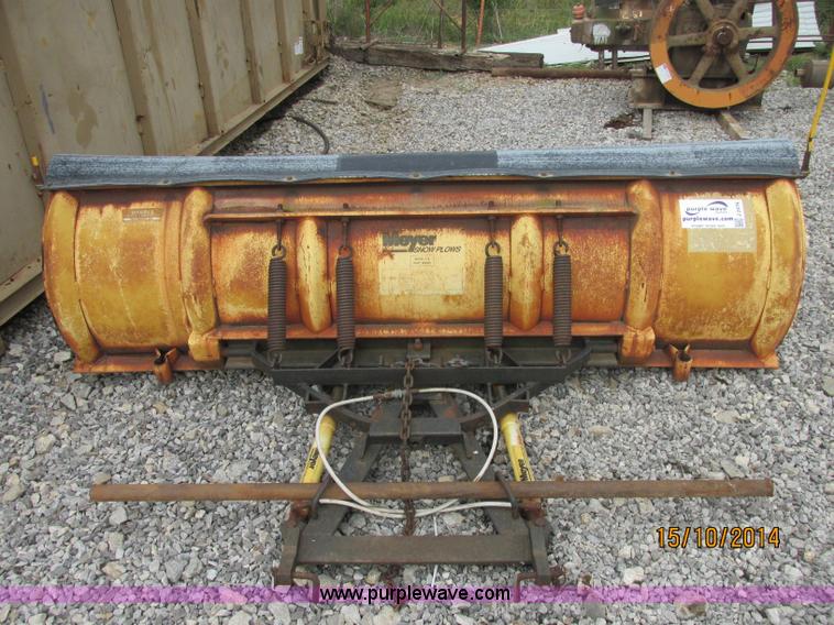 image for item J2476 Meyer C8 snow plow