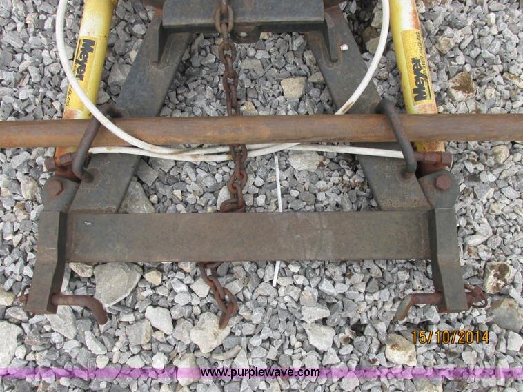 image for item J2476 Meyer C8 snow plow