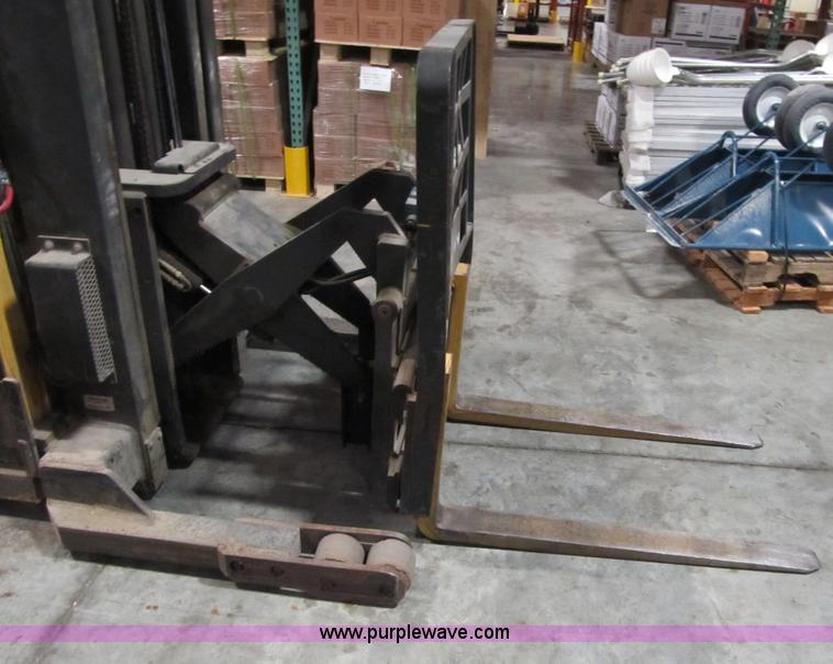 image for item Z9174 Caterpillar NRR40 forklift