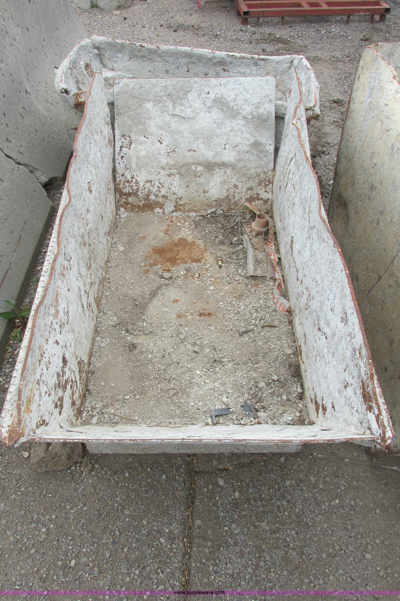 (6) assorted steel mud tubs in Wichita, KS Item AX9762 sold Purple Wave