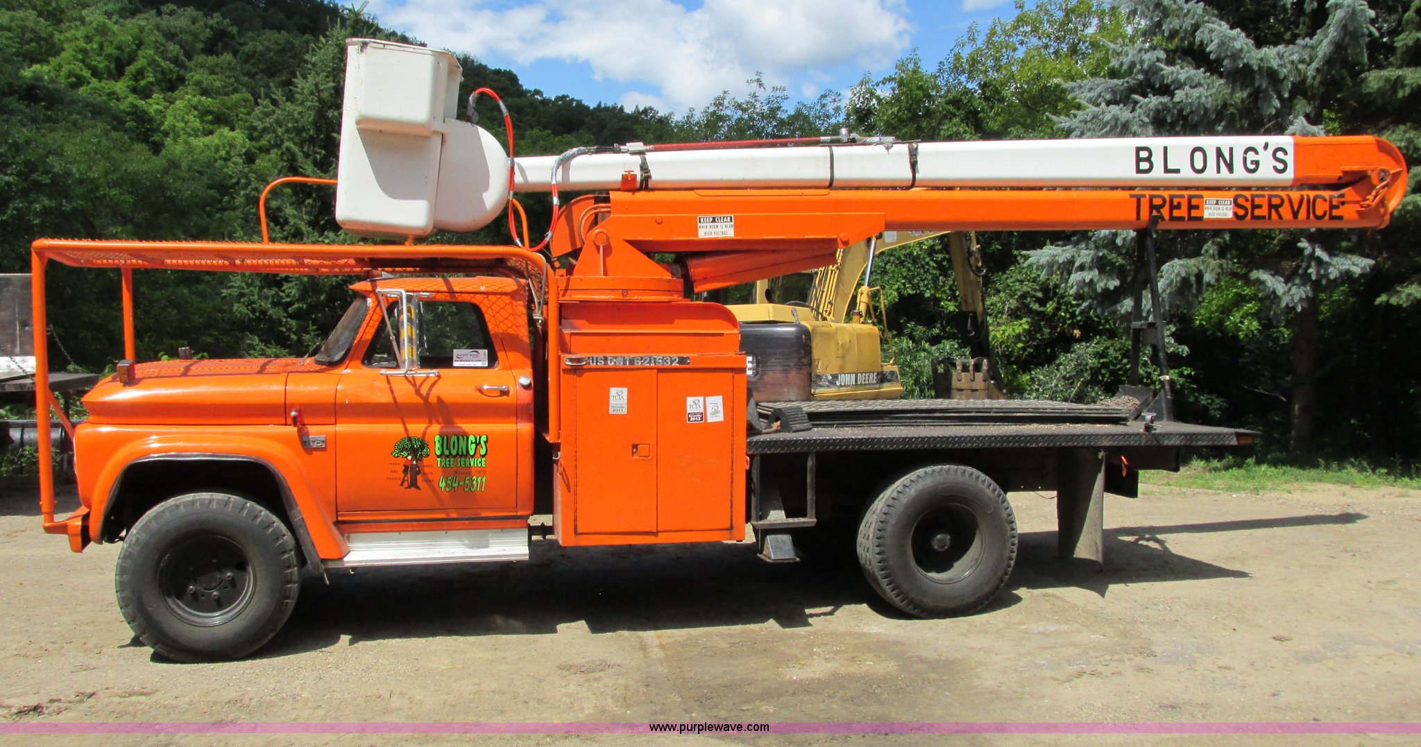 1966 Chevrolet 60 bucket truck in Winona, MN Item I3860 sold Purple Wave
