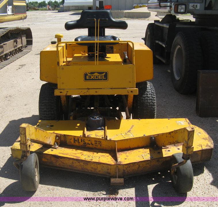 image for item AS9034 Hustler 275 ZTR lawn mower