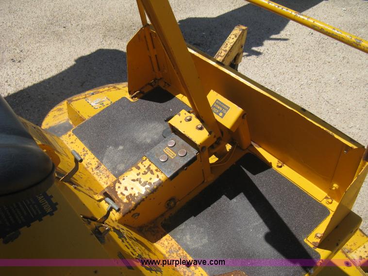 image for item AS9034 Hustler 275 ZTR lawn mower