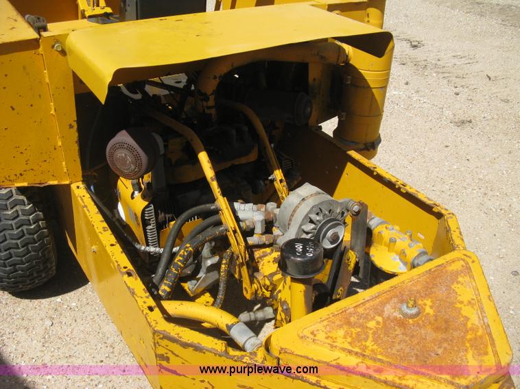 image for item AS9034 Hustler 275 ZTR lawn mower