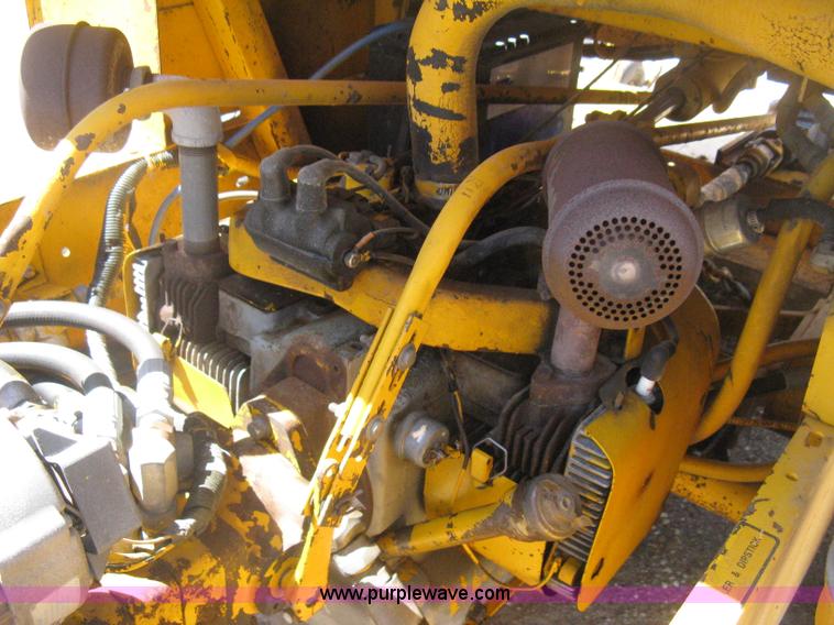 image for item AS9034 Hustler 275 ZTR lawn mower