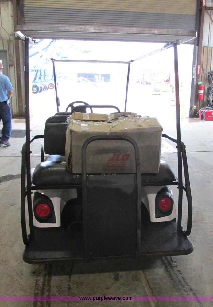 image for item AW9912 2009 Yamaha golf cart