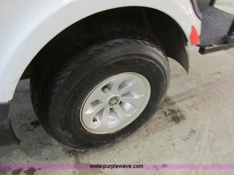 image for item AW9912 2009 Yamaha golf cart