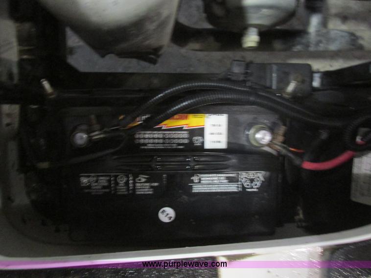 image for item AW9912 2009 Yamaha golf cart