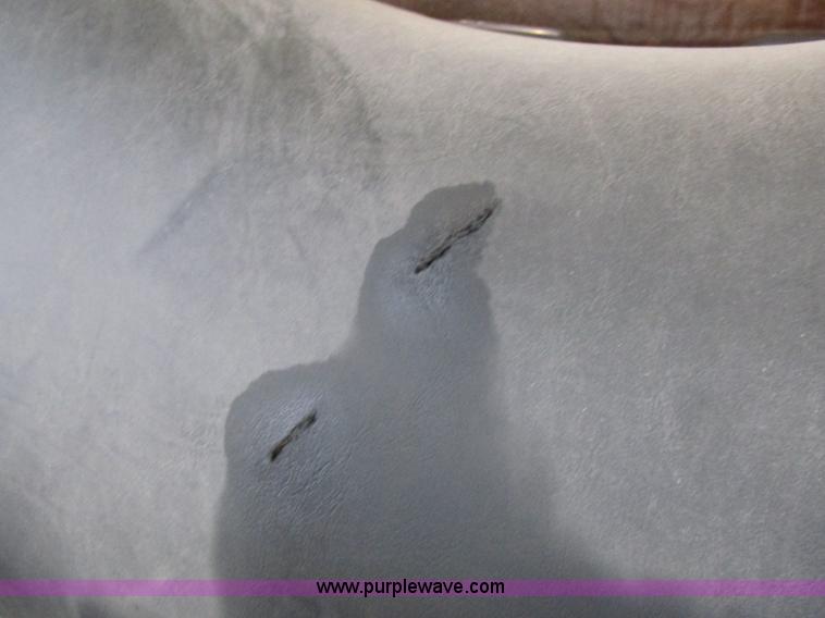 image for item AW9912 2009 Yamaha golf cart