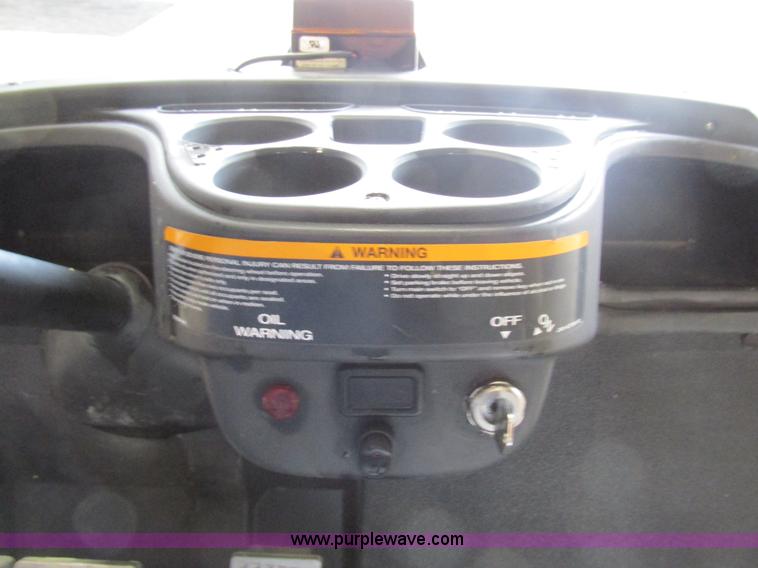 image for item AW9912 2009 Yamaha golf cart