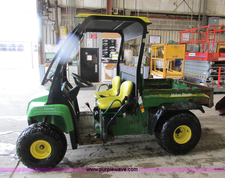 image for item AW9915 John Deere Gator utility vehicle