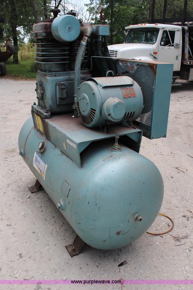 image for item BA9114 Curtis Industrial air compressor