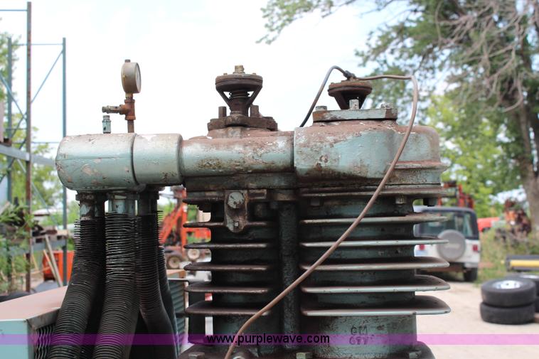 image for item BA9114 Curtis Industrial air compressor