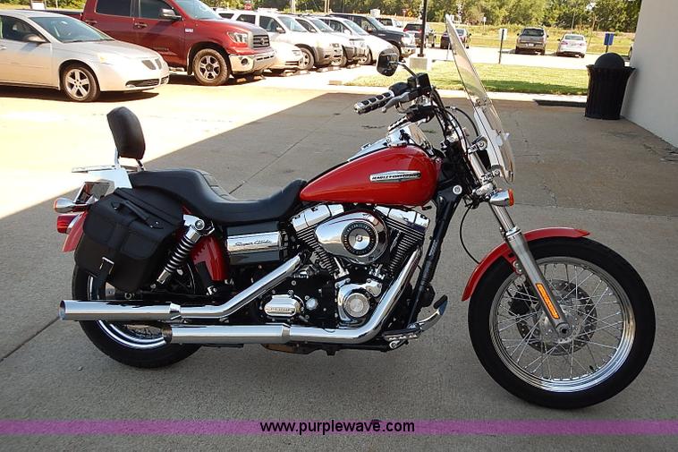 image for item BA9615 2010 Harley Davidson Dyna Superglide Custom motorcycle