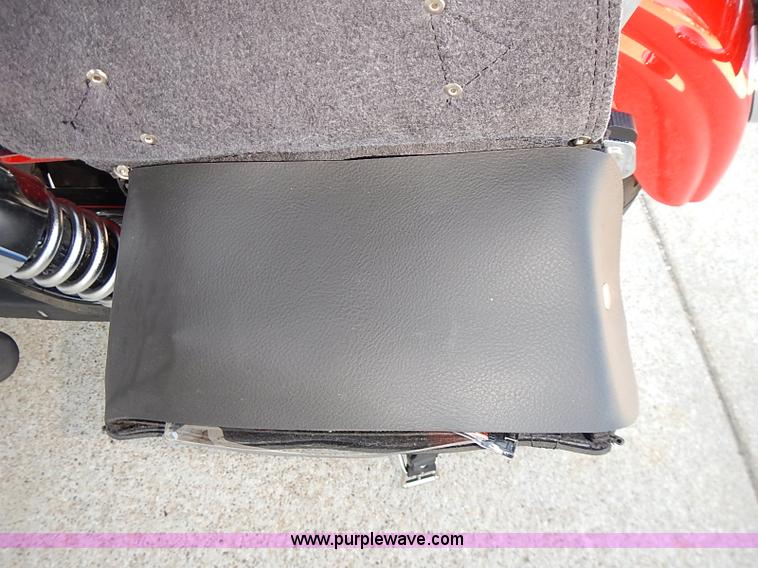 image for item BA9615 2010 Harley Davidson Dyna Superglide Custom motorcycle