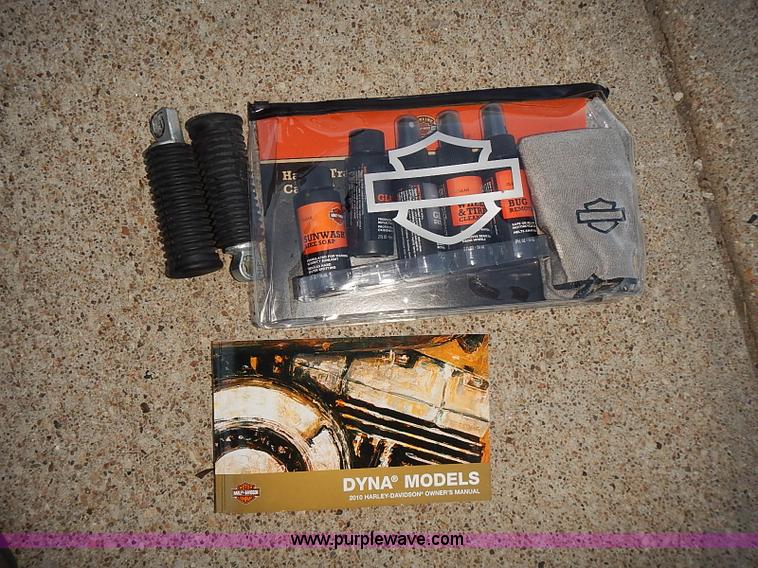 image for item BA9615 2010 Harley Davidson Dyna Superglide Custom motorcycle