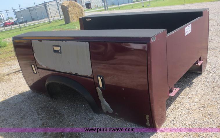 image for item D2119 Stahl service bed