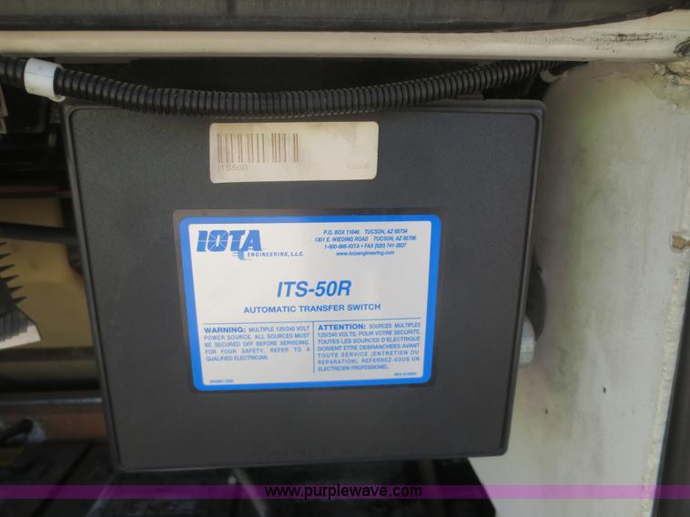 image for item D2122 1992 Foretravel U4300 Silver Edition RV