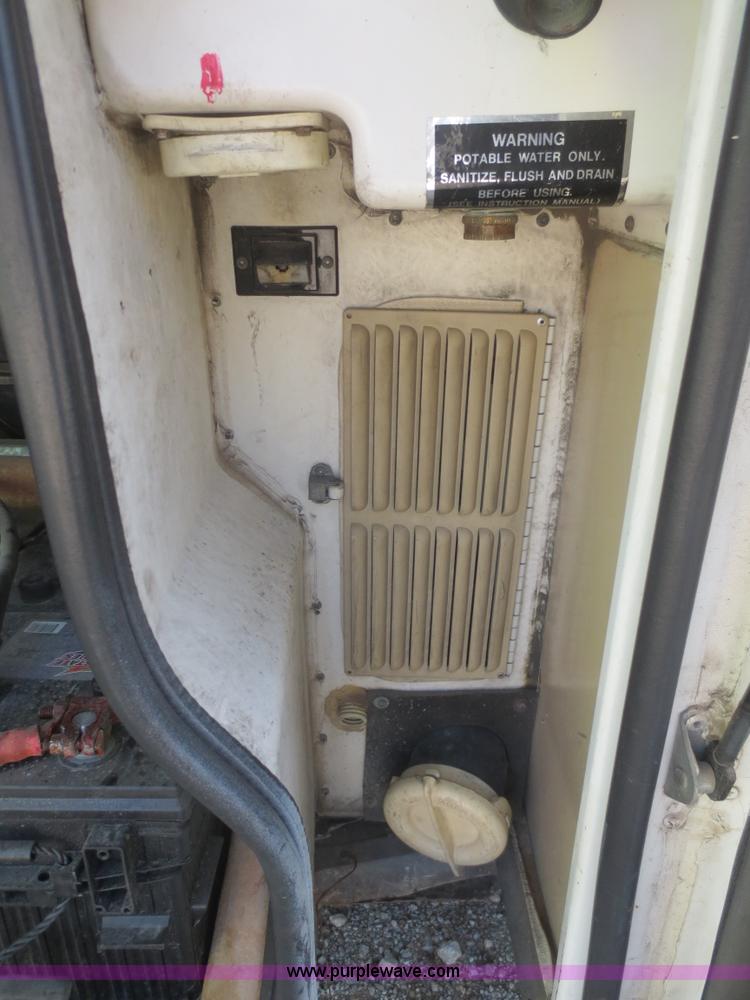 image for item D2122 1992 Foretravel U4300 Silver Edition RV