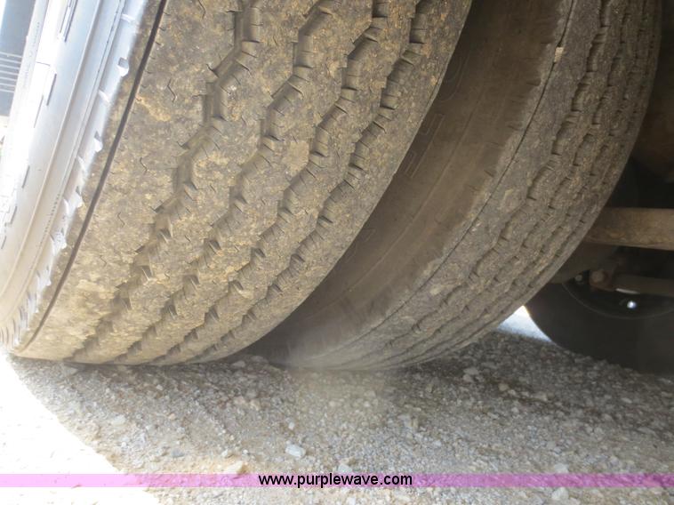 image for item D2122 1992 Foretravel U4300 Silver Edition RV