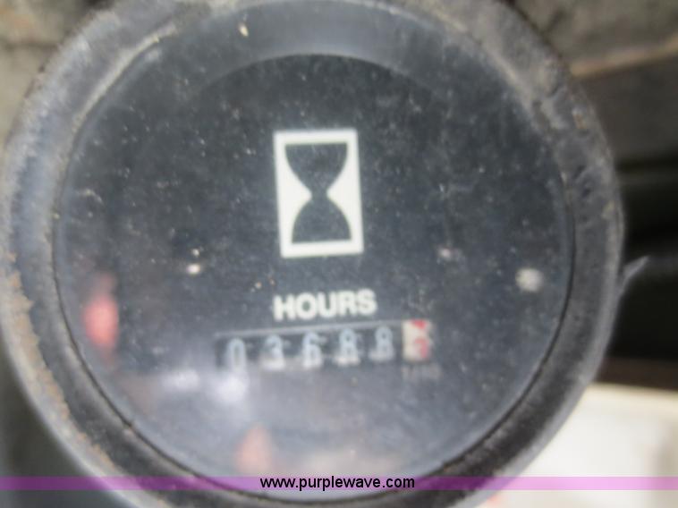 image for item D2122 1992 Foretravel U4300 Silver Edition RV