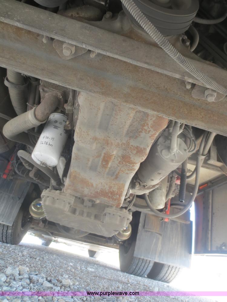 image for item D2122 1992 Foretravel U4300 Silver Edition RV