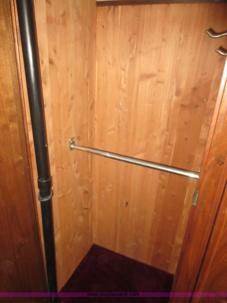 image for item D2122 1992 Foretravel U4300 Silver Edition RV