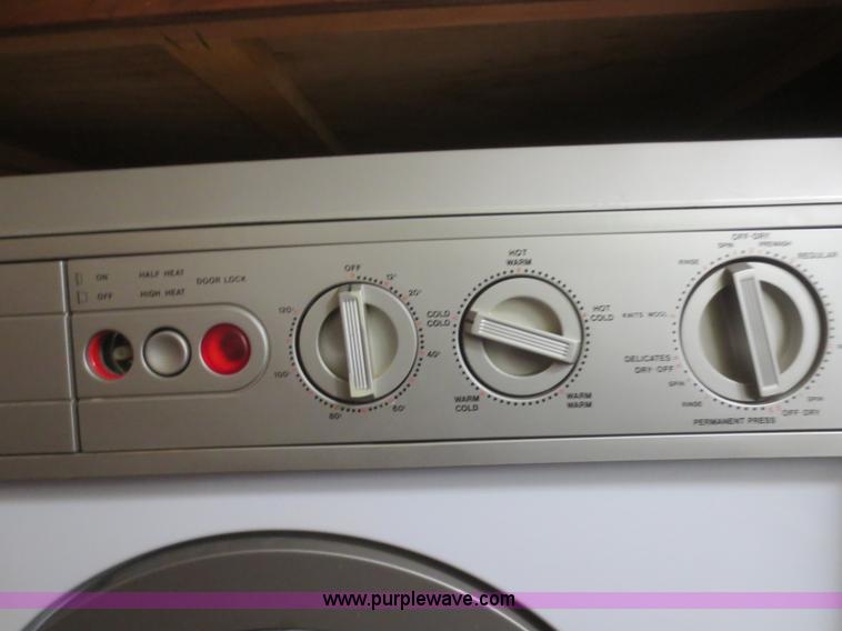 image for item D2122 1992 Foretravel U4300 Silver Edition RV