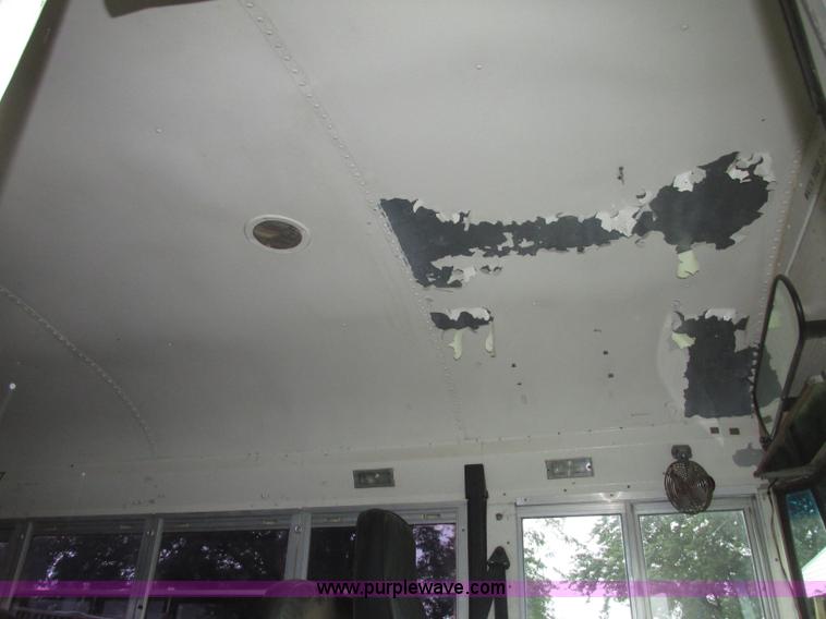 image for item F7492 1996 International 9800 Bus