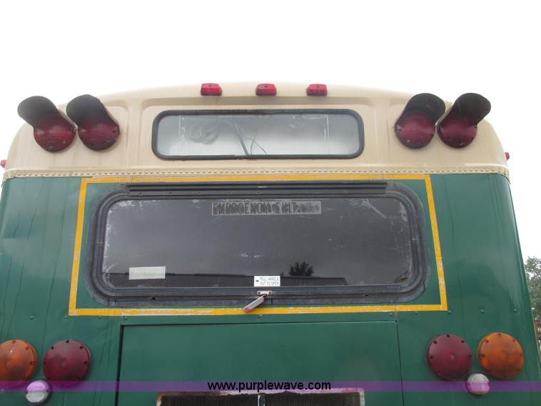 image for item F7492 1996 International 9800 Bus