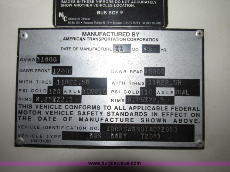 image for item F7492 1996 International 9800 Bus