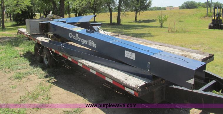 image for item H8864 Challenger two post car lift