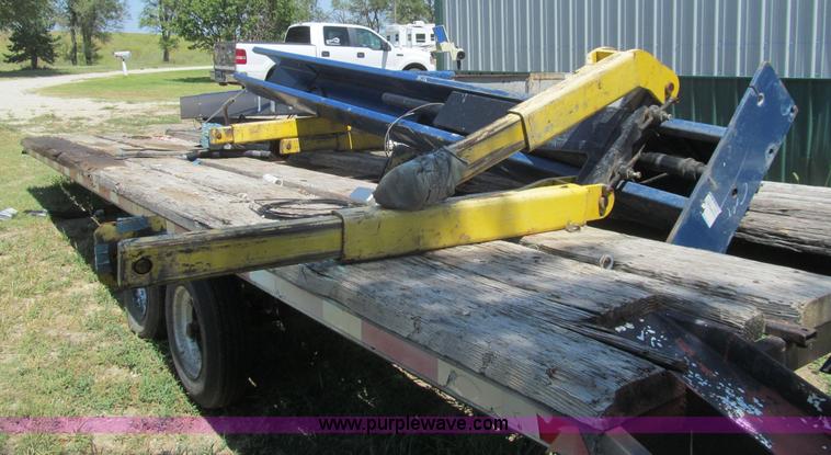 image for item H8864 Challenger two post car lift
