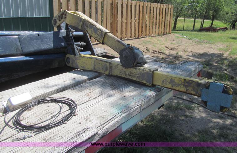 image for item H8864 Challenger two post car lift