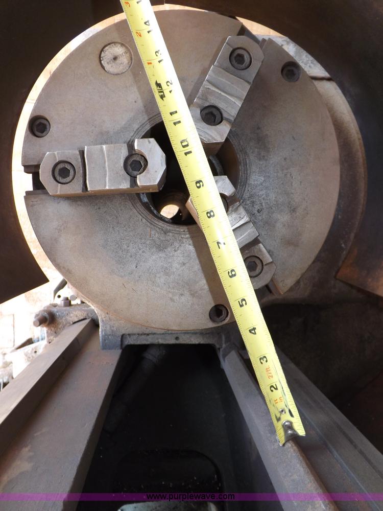 image for item H9194 Le Blond metal lathe