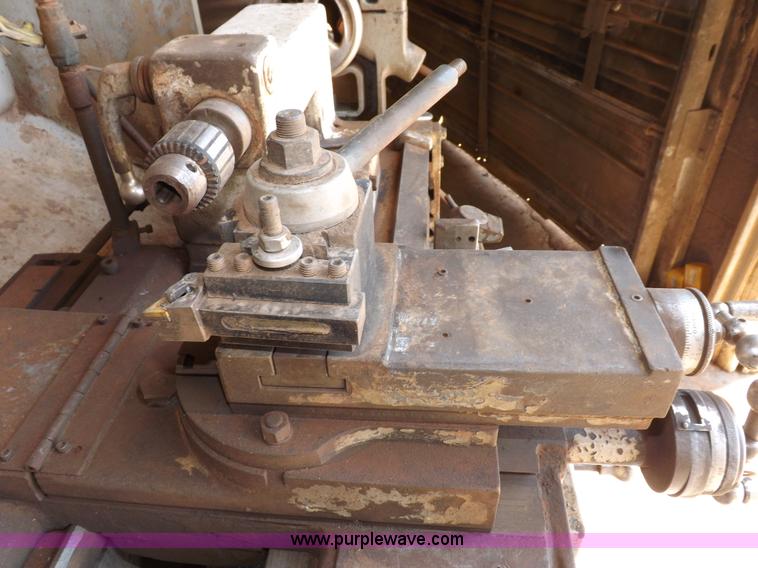 image for item H9194 Le Blond metal lathe