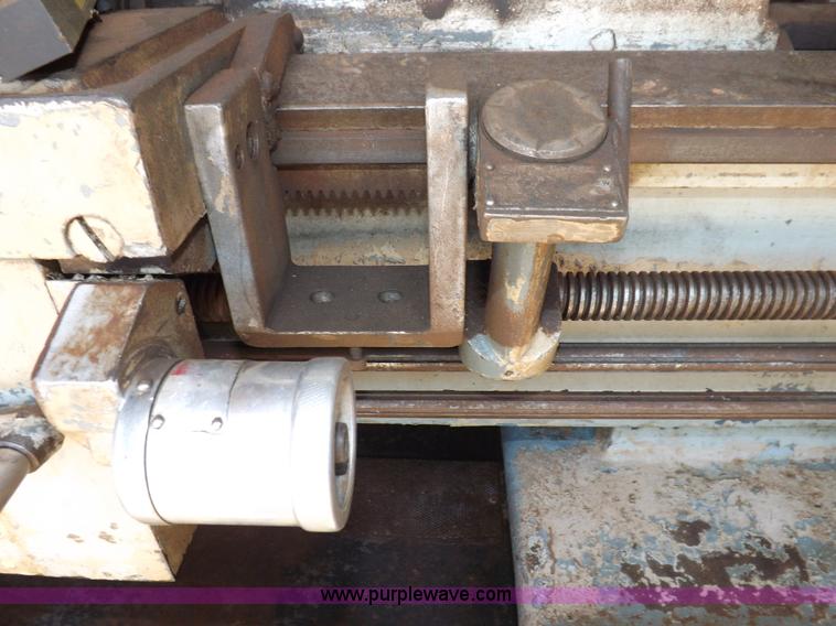 image for item H9194 Le Blond metal lathe