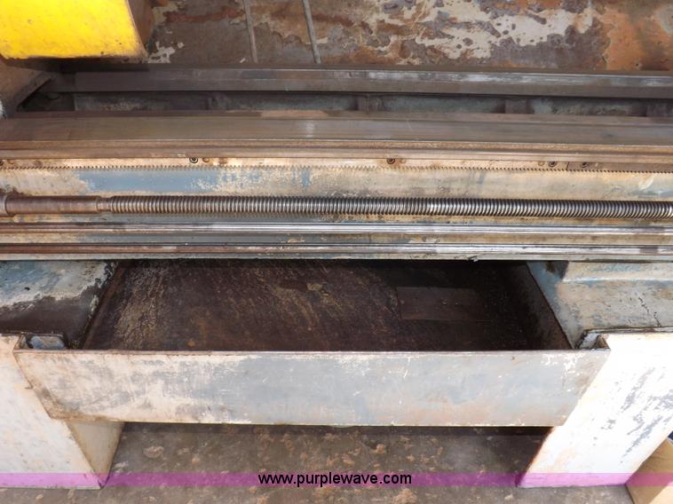 image for item H9194 Le Blond metal lathe