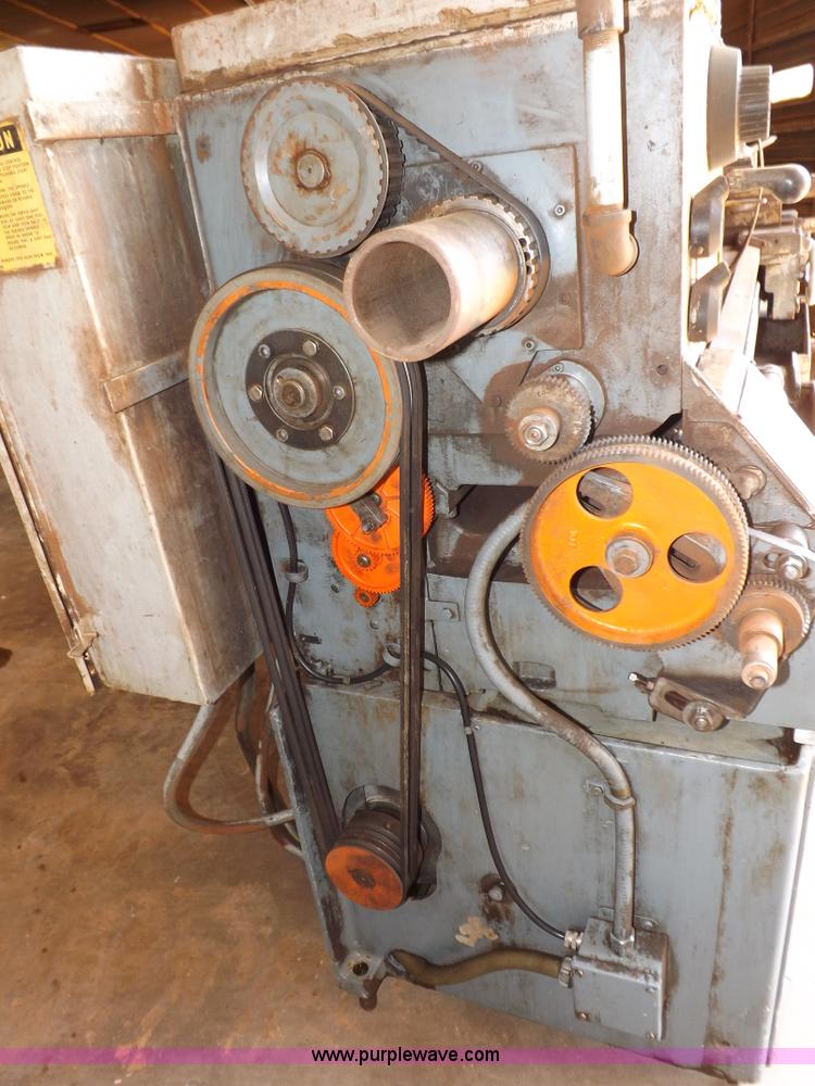 image for item H9194 Le Blond metal lathe