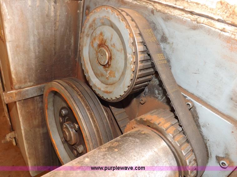 image for item H9194 Le Blond metal lathe