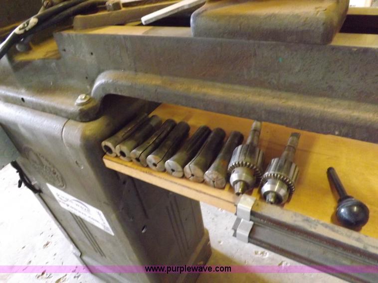 image for item H9195 Assorted wood working equipment