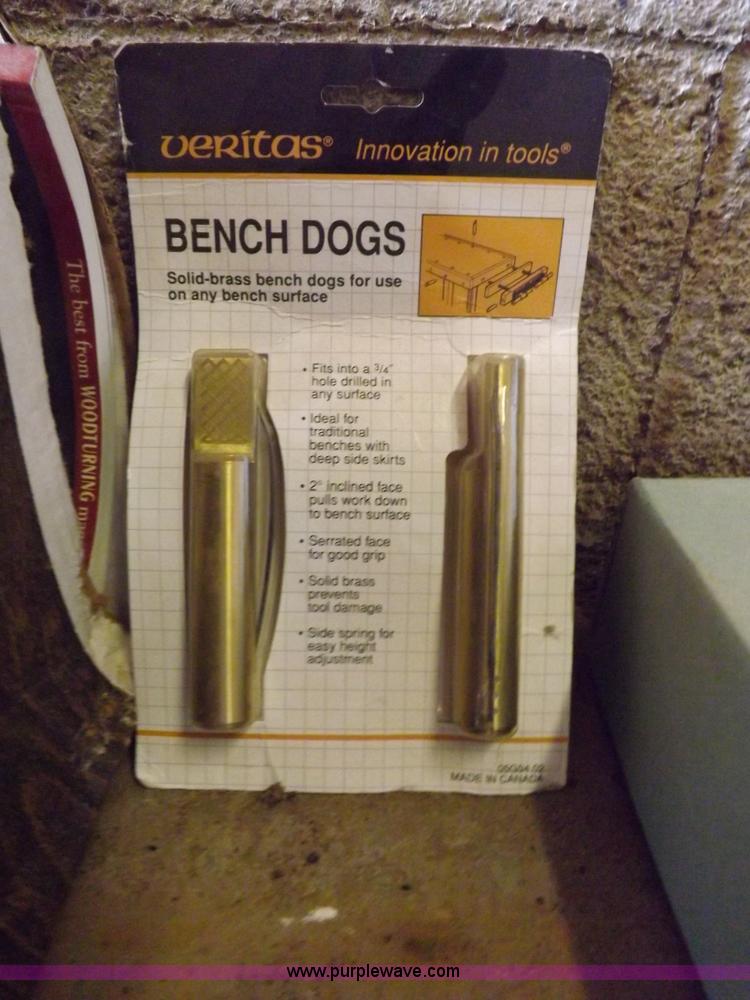 image for item H9195 Assorted wood working equipment