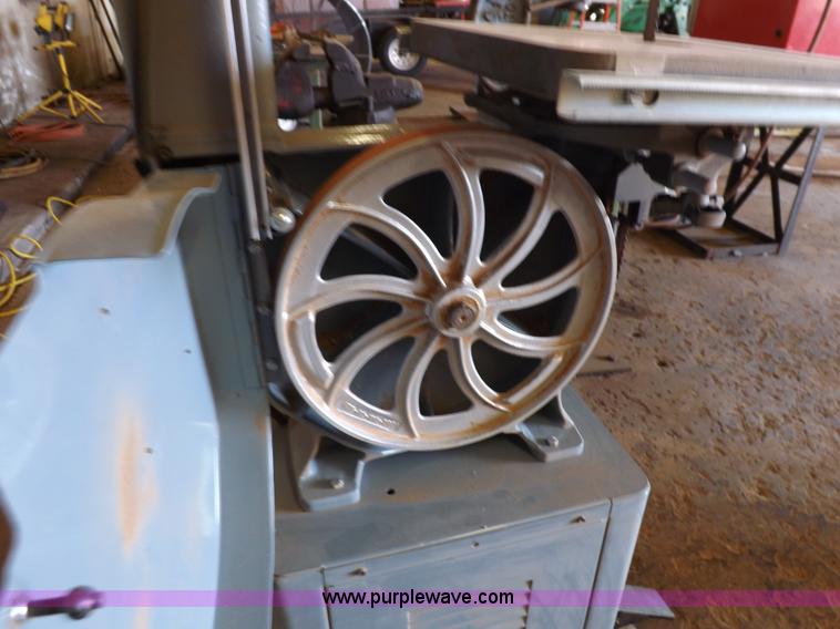 image for item H9198 Delta wood band saw