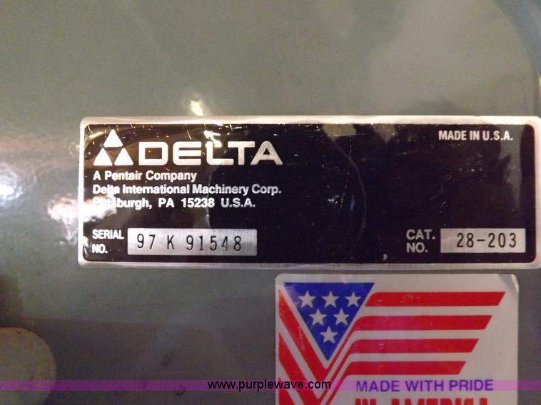 image for item H9198 Delta wood band saw