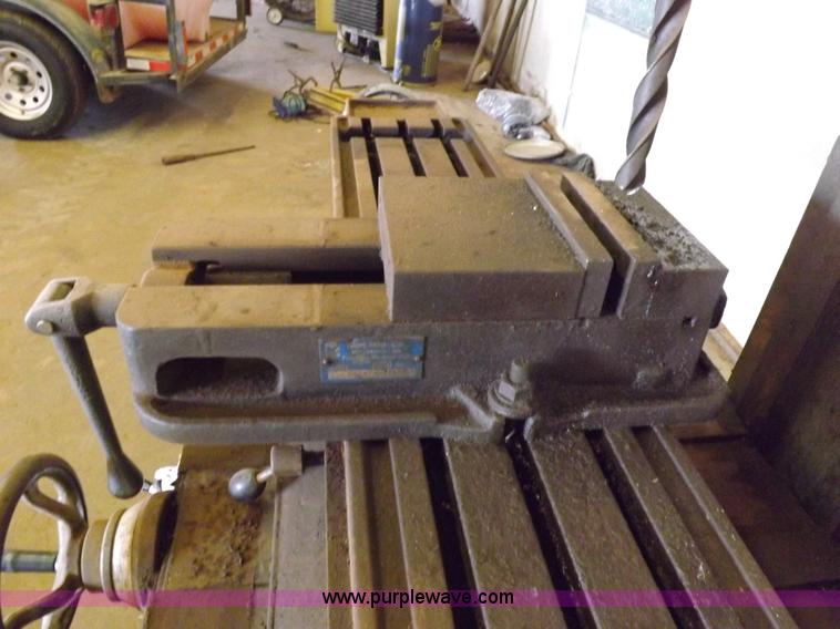 image for item H9202 Wells Index milling machine