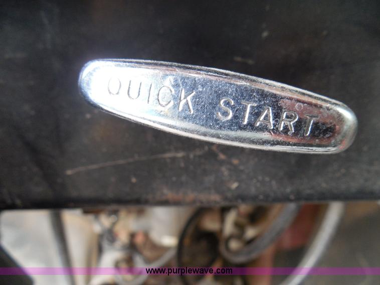 image for item I3418 1988 International S1600 dump truck