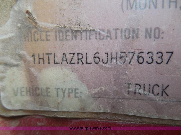 image for item I3418 1988 International S1600 dump truck