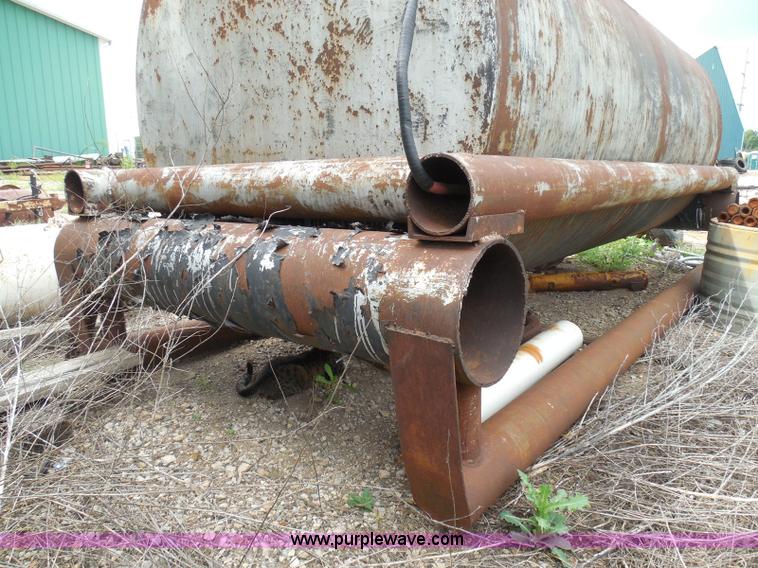 image for item I3419 Wichita Steel Fabricators 1,000 gallon fuel tank