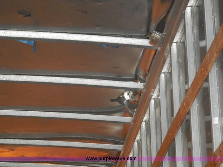 image for item I3526 1998 Ford F700 box truck