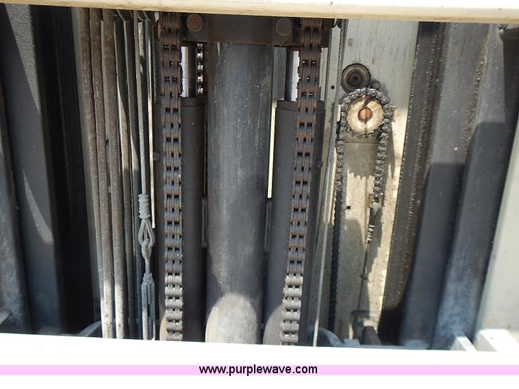 image for item I3532 Crown 30SP36TT electric forklift